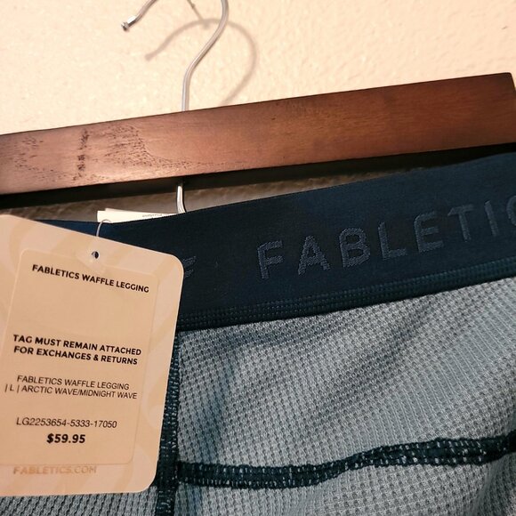 FABLETICS - Picture 4 of 4